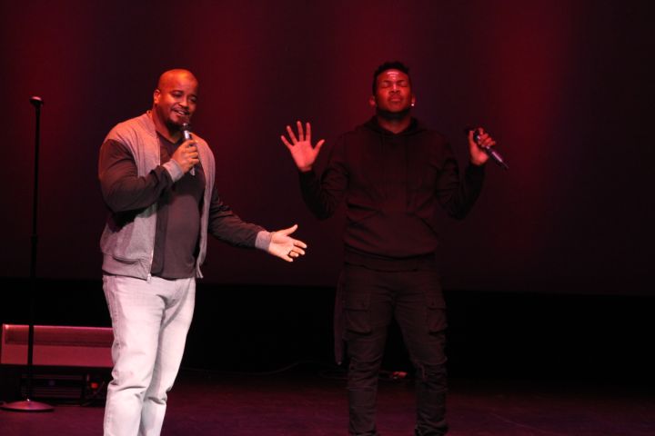 Jonathan Nelson joined Livre on stage to perform at track off their ‘Jericho’ album.