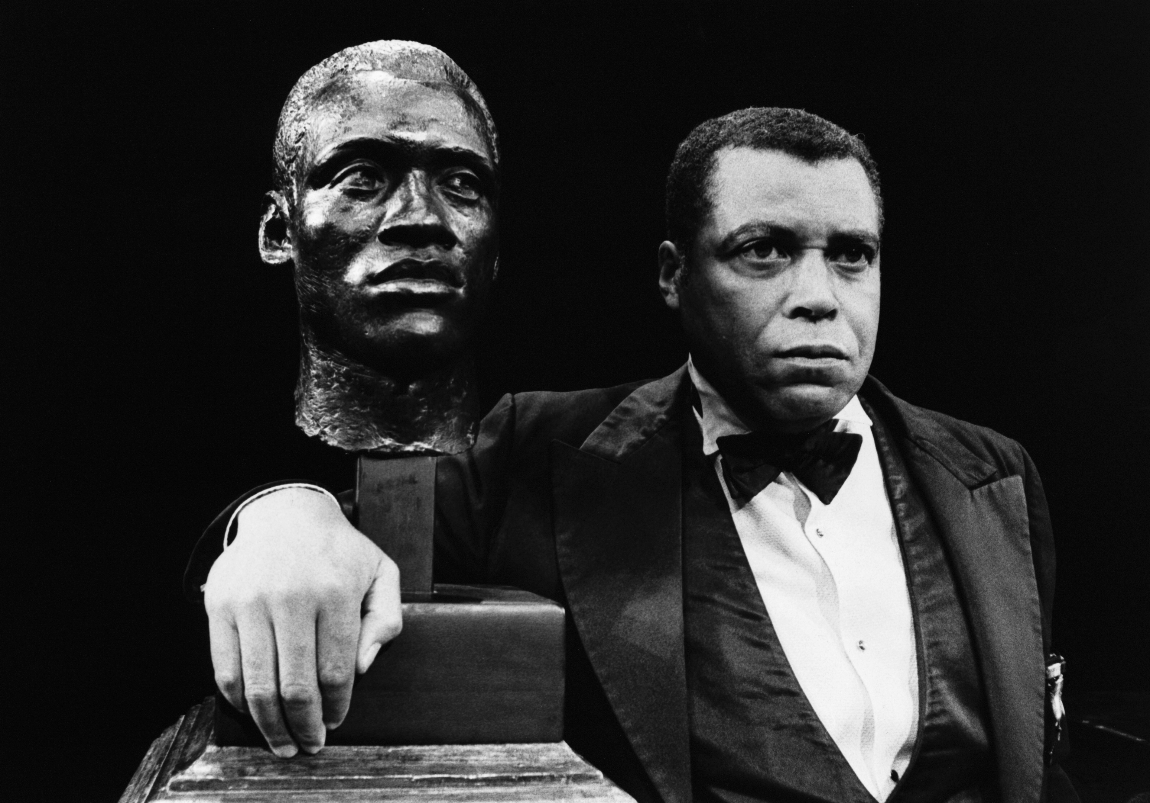 James Earl Jones Poses With Bust